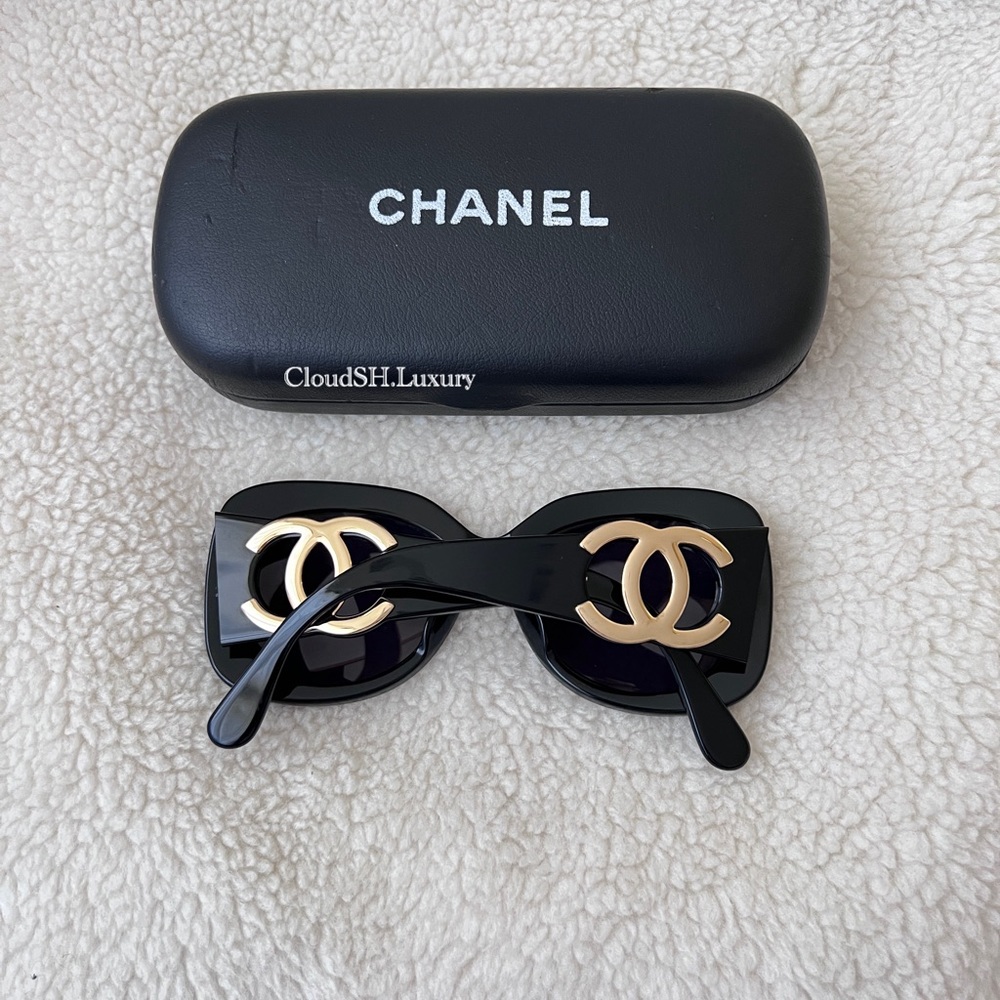 Auth Chanel Vintage CC Logo Black Square Frame Sunglasses *For Small face frames